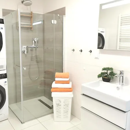 Wybrzeze Laguna Perla 5 Morz Basen & Spa, Sat De I En Apartmán Ustronie Morskie